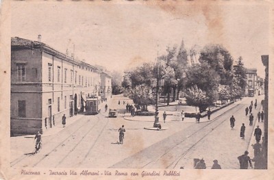 PIACENZA - Incrocio via Alberoni-Via Roma con Giardini Pubblici 1940
