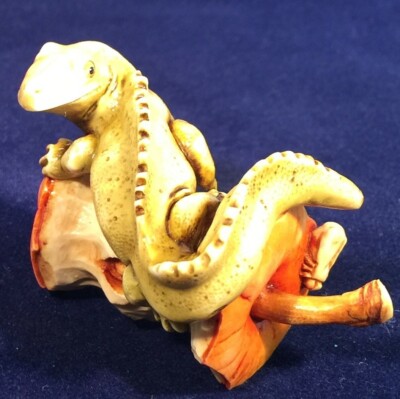 Harmony Kingdom MRP`s ~ Fragile World ~Newt on Applecore ~ NIB ~ Made in UK