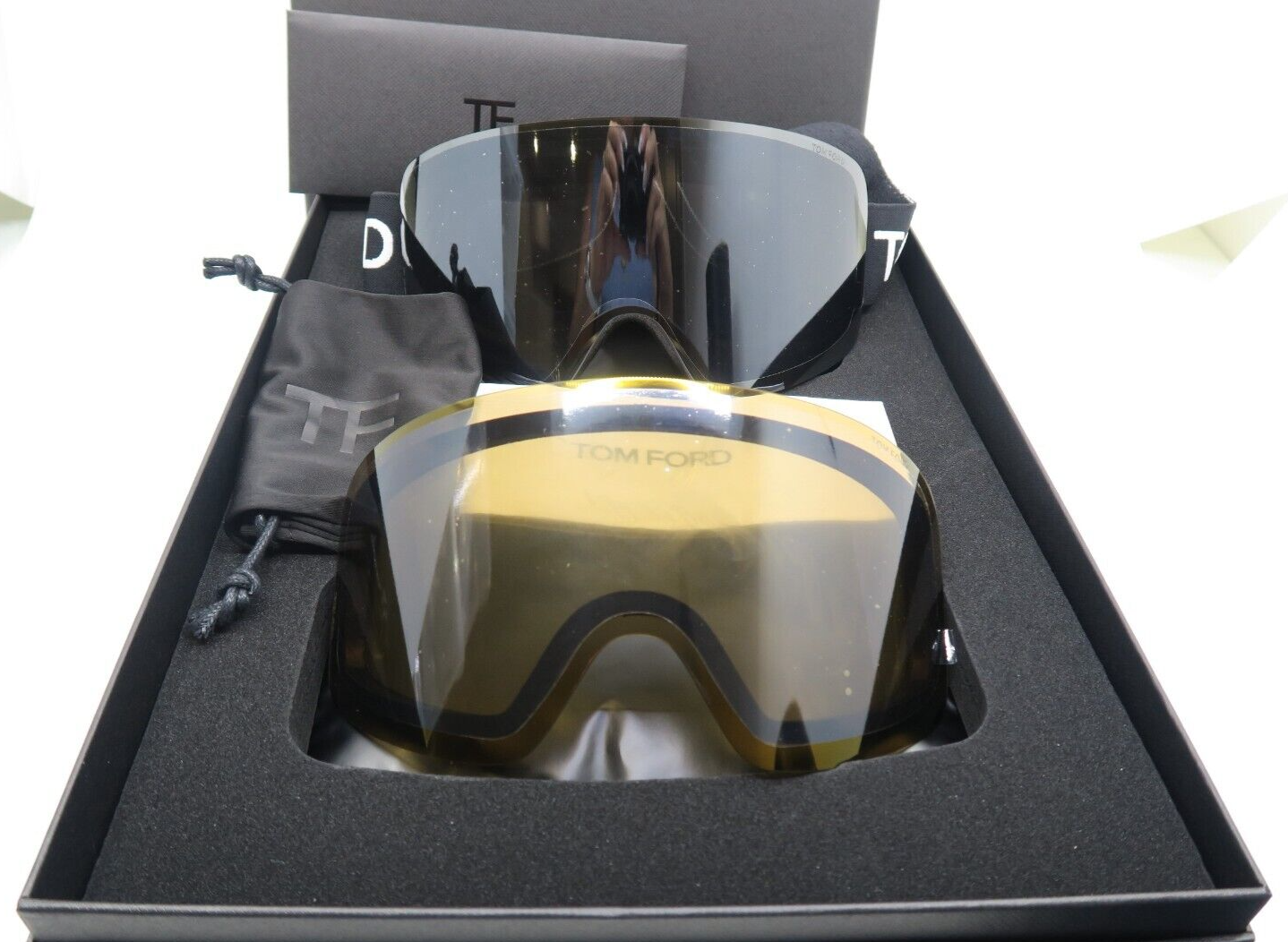 Pre-owned Tom Ford Tf1124 001c Ski Goggles Interchangeable Grey/bronze Photochromic Mask In Grey And Replacement Bronze.