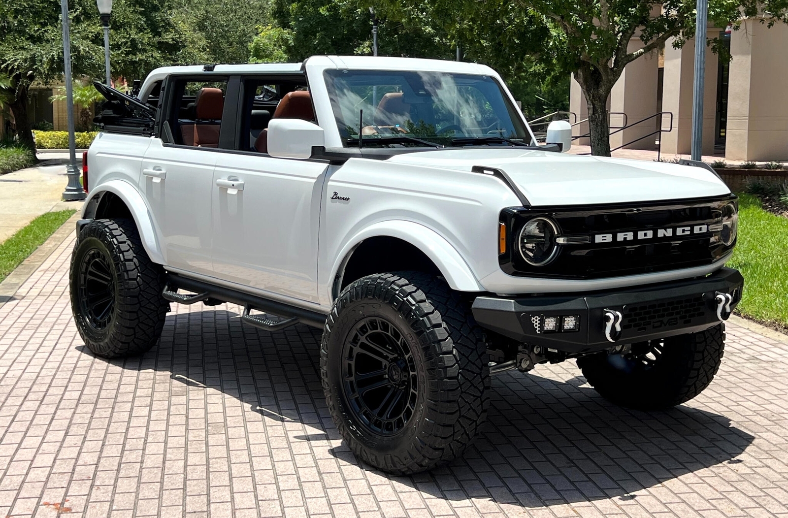 2022 {make} {model} {trim} 180 Miles Fully Loaded! Used Ford Bronco