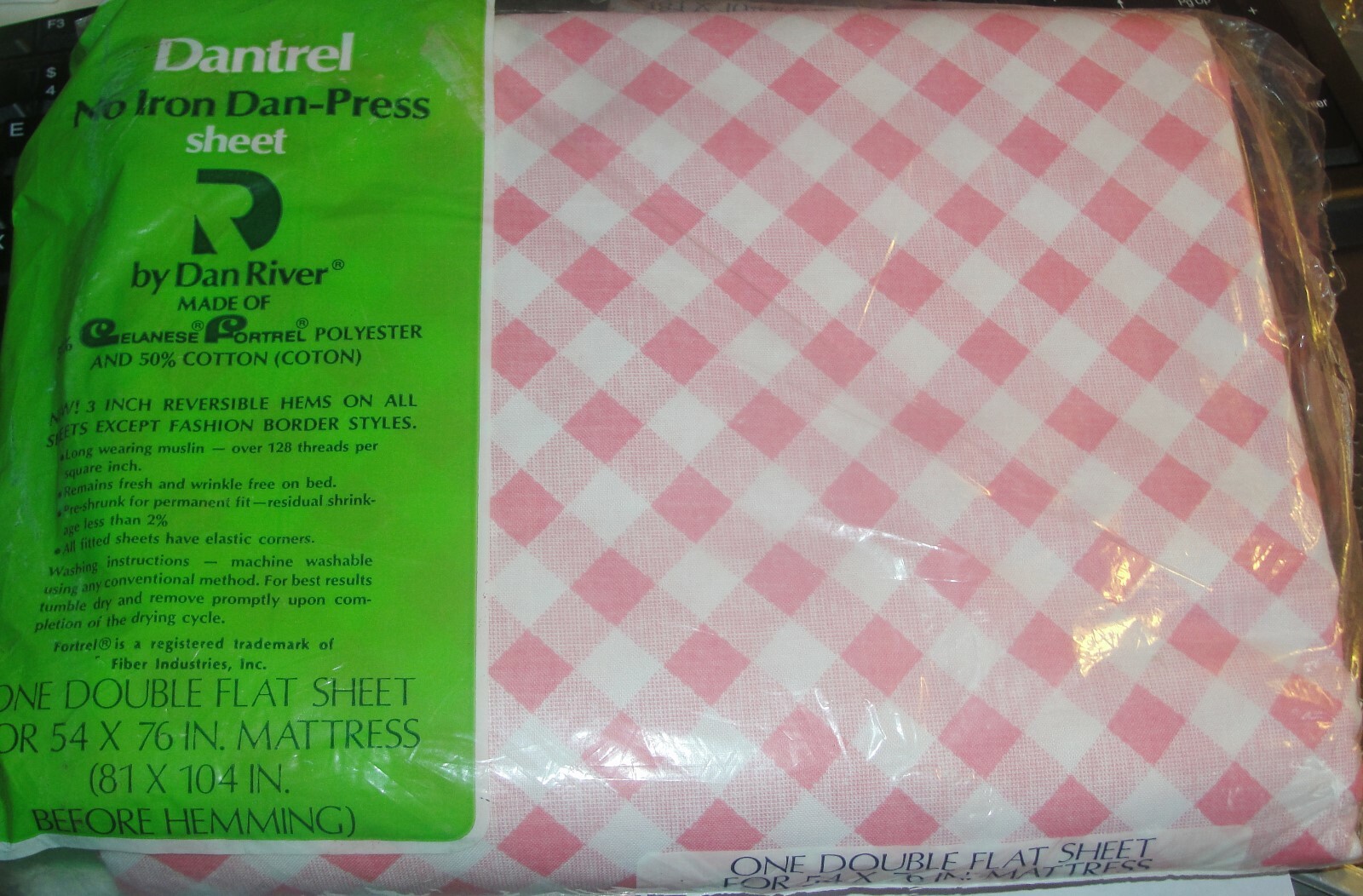 Dan River Dantrel Double Bed Flat Sheet Pink Checks Vinintage 1970s
