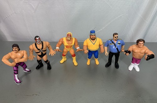 6) Vintage 1990 Titan WWE WWF Wrestling Toy Action Figures