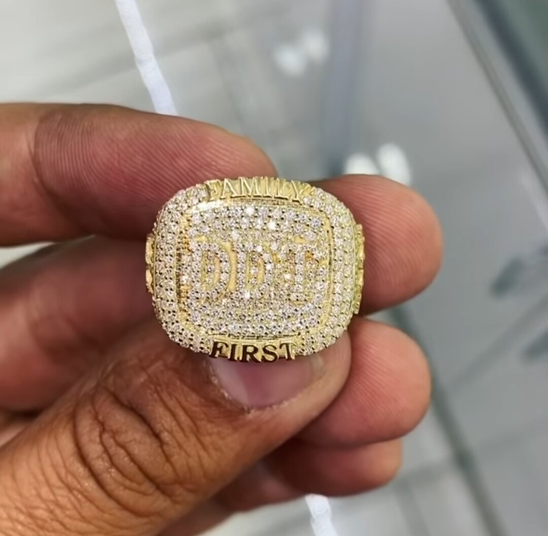 Pre-owned Online0369 Men's Custom Family First Name Ring Side Number Passing Tester Moissanite In Yellow