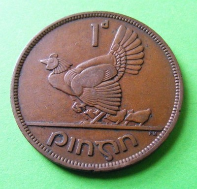 1942 Irish One Penny Coin Ireland 1d Hen Chicks WWII Lucky