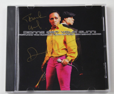 Dionne Get Your Gunn: CD Dionne Farris Autographed