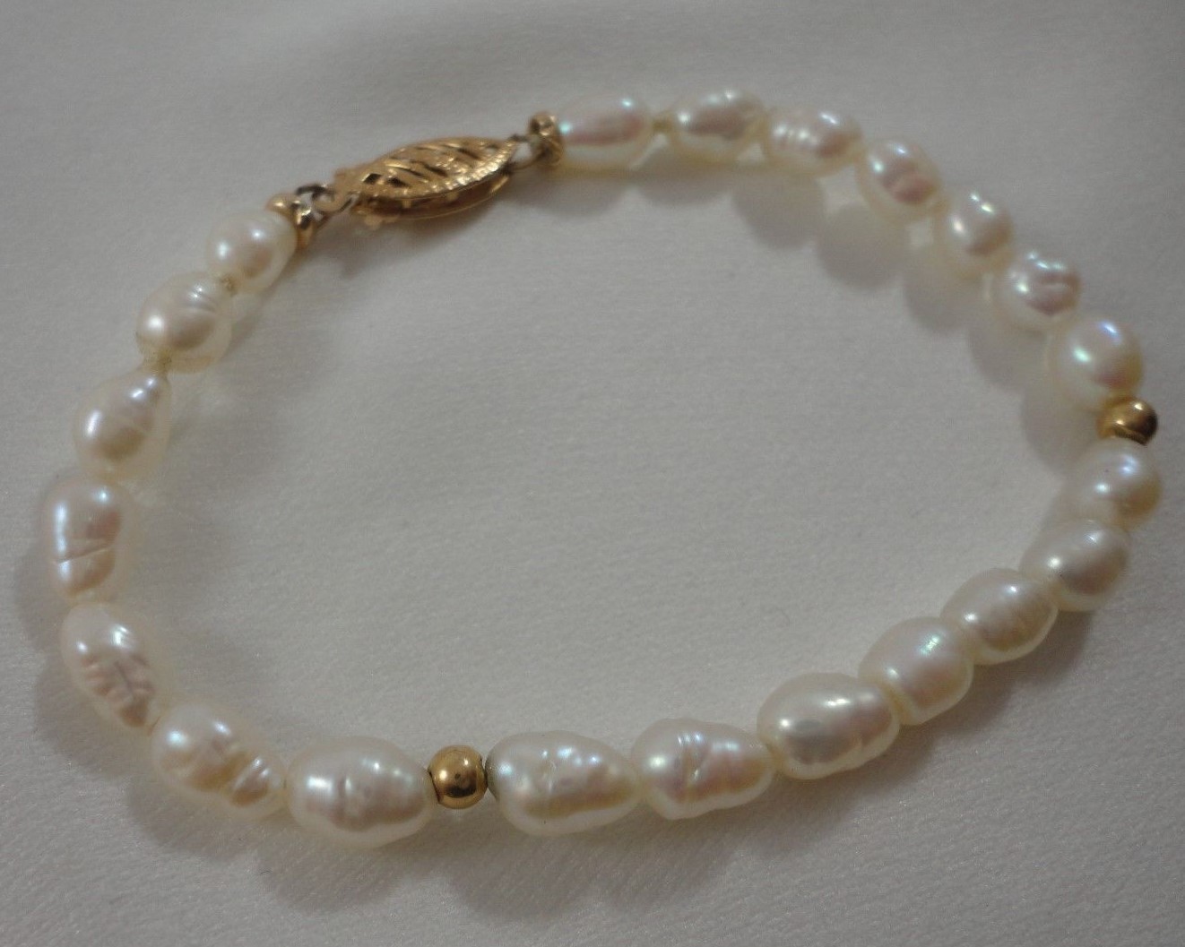 14K Yellow Gold Clasp Pearl Bracelet 6