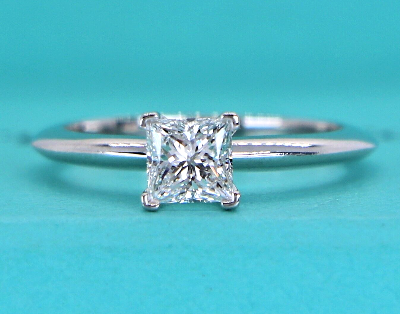 Tiffany&Coハーモニー0.29ct Tifany & Co. Engagement Ring Tiffany Harmony 0.29ct Diamond