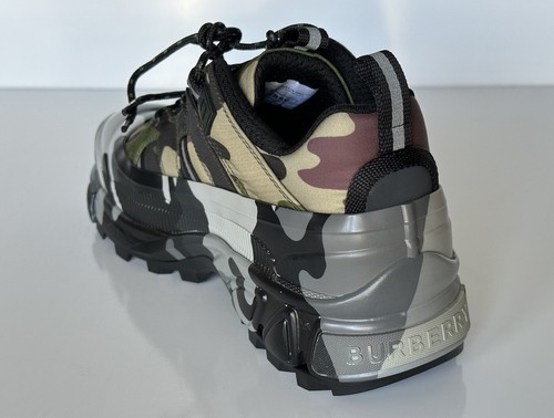 Pre-owned Burberry $890  Men's Arthur Mangrove Green Sneakers 9 Us (42 Euro) 8042185 It