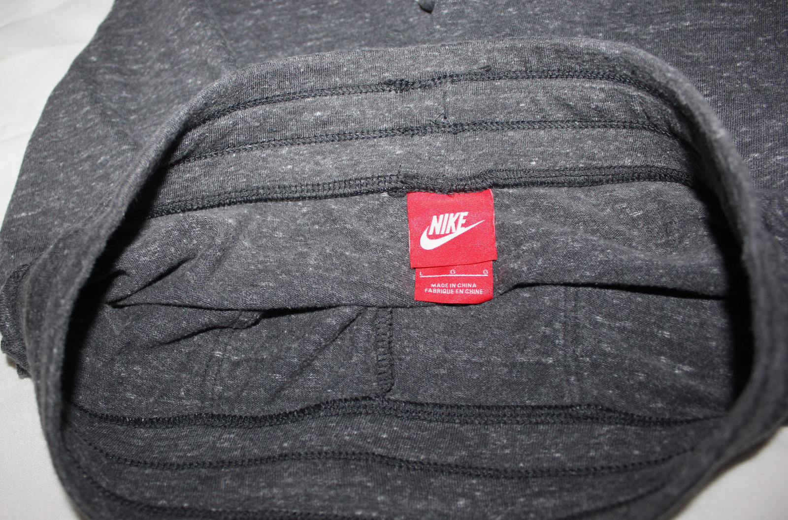 Nike Gym Vintage Capri Joggers Girls size Large L Sweat Pants Gray Lightweight