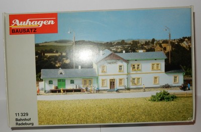 AUHAGEN BAUSTAZ KIT kBAHNOF RADEBURG GARE HO 1/87 REF 11329 PHOTOS EN BOITE