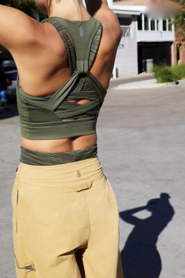 

Осветляющий бюстгальтер Free People Movement Synergy, укороченный эластичный бюстгальтер на сетчатой подкладке, оливковый , НОВИНКА, Olive moss, Lightening Synergy Crop