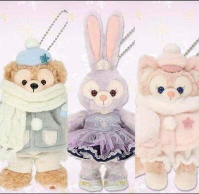 Tokyo Disney Resort Duffy Dancing Snowflakes Plush Badge