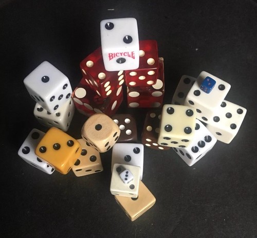 23 Vintage Dice Bakelite Lucite Plastic Wood Harrah’s Lake Tahoe Bicycle More