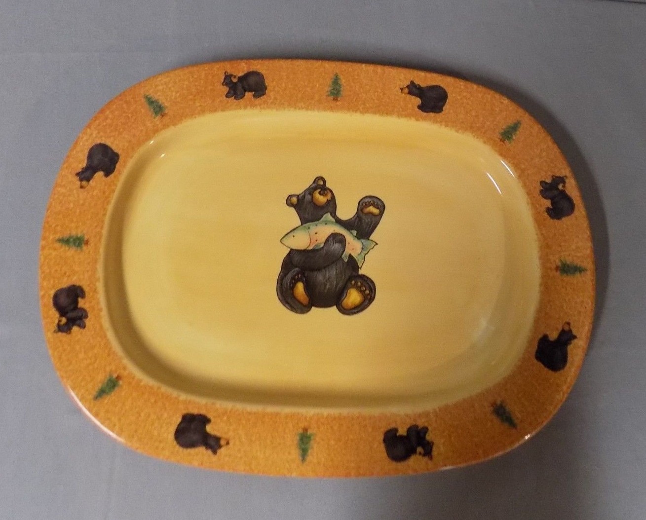 NEW Big Sky Carvers Bearfoot Large Oval Serving Platter Bear Trout Discontinued