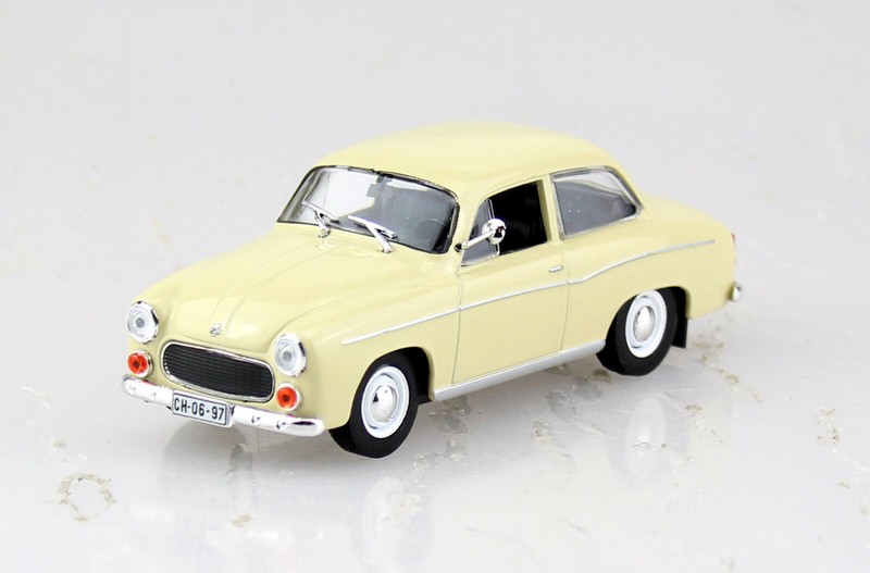 Syrena 105 Beige Blister 1:43 Altaya Modellauto