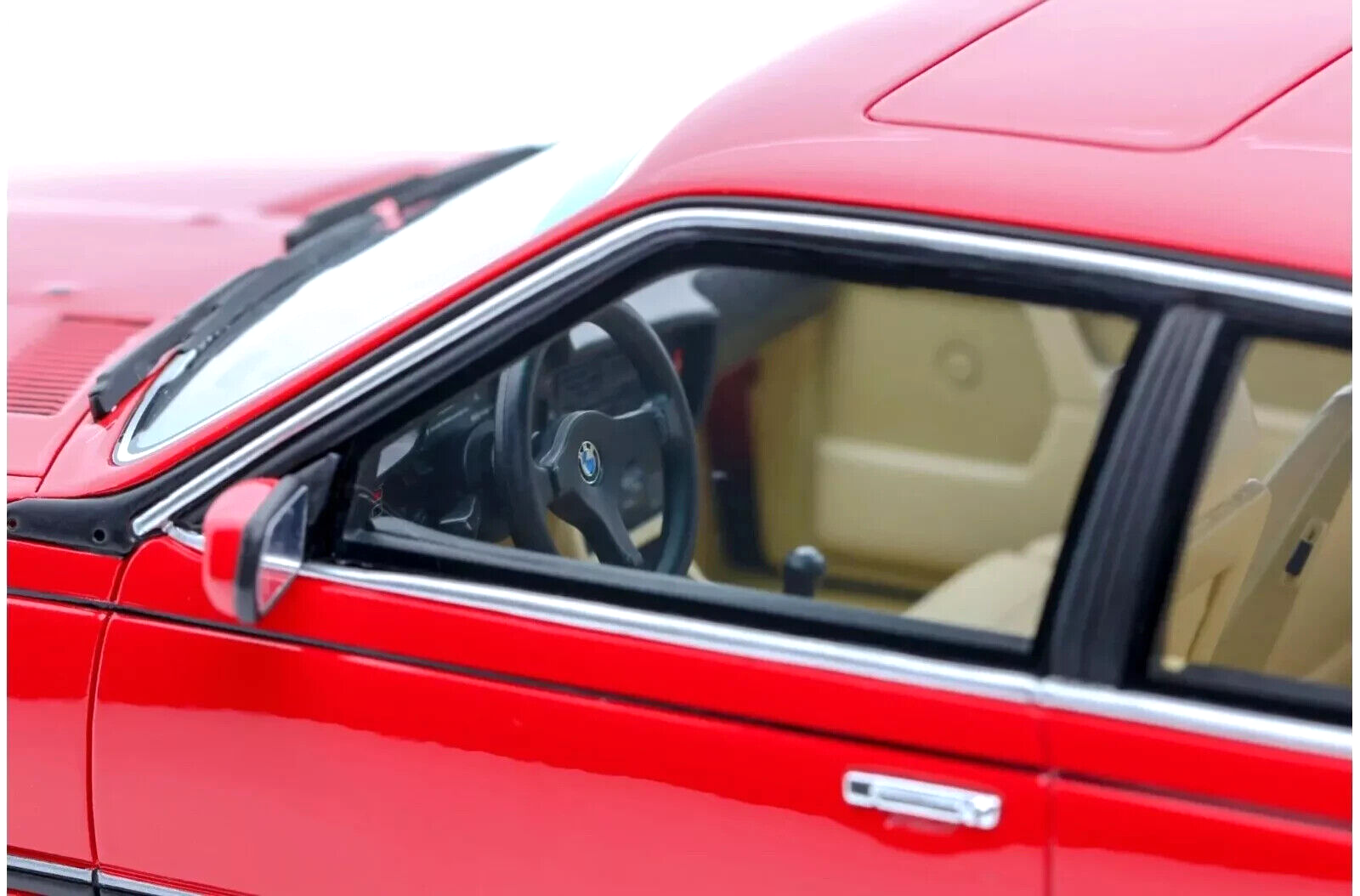 1/18 BMW M6 (E24) 1986 Red Resin Model Car by Otto Mobile