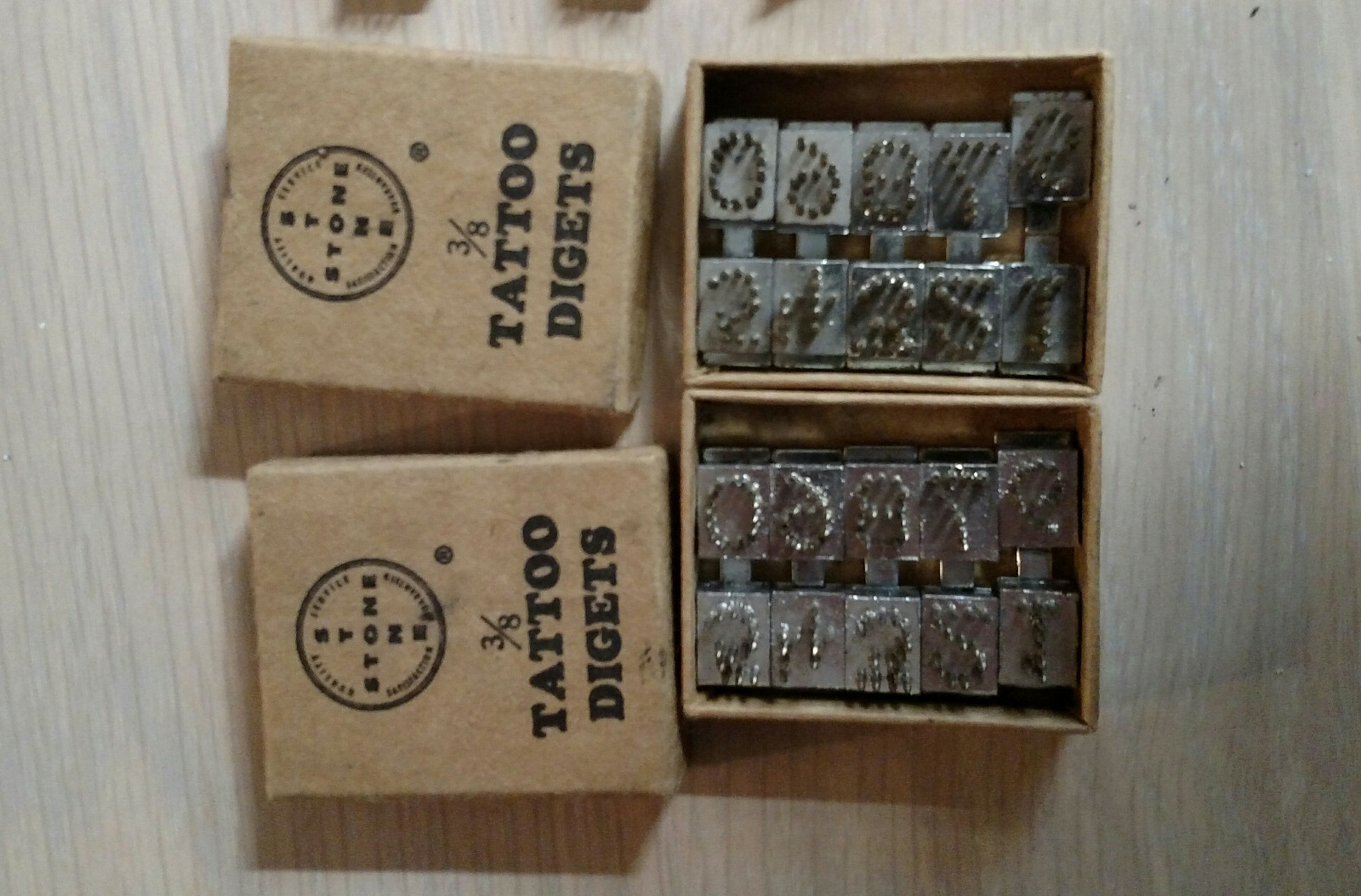 Vintage Stone Tattoo Pliers with Ear Release Cattle Goats Sheep USA Made