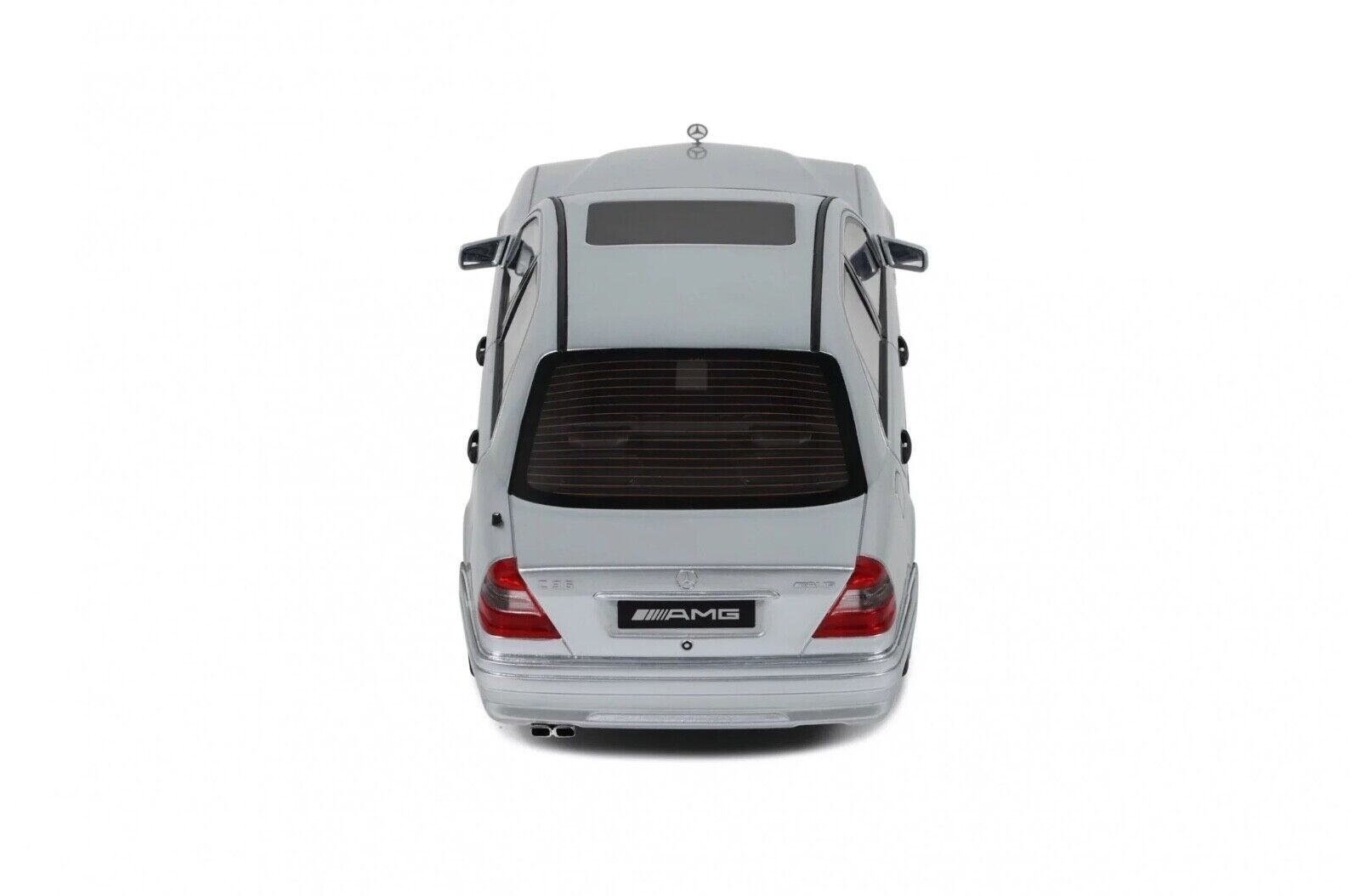1/18 Mercedes Benz C36 AMG W202 Brilliant Silver 1994 Model 1/18 Mercedes Benz C36 AMG W202 Brilliant Silver 1994 Model