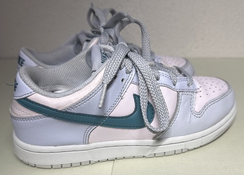 Nike Dunk Low 水色/ホワイト NIKE公式】ナイキ ダンク LOW ウィメンズシューズ.オンライン