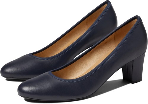 Pre-owned Vaneli Women's Dacy In Navy Nappa