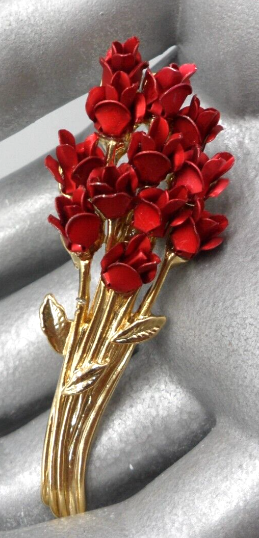 DM 97 Signed Bouquet Brooch 12 Long Stem Red Roses Love