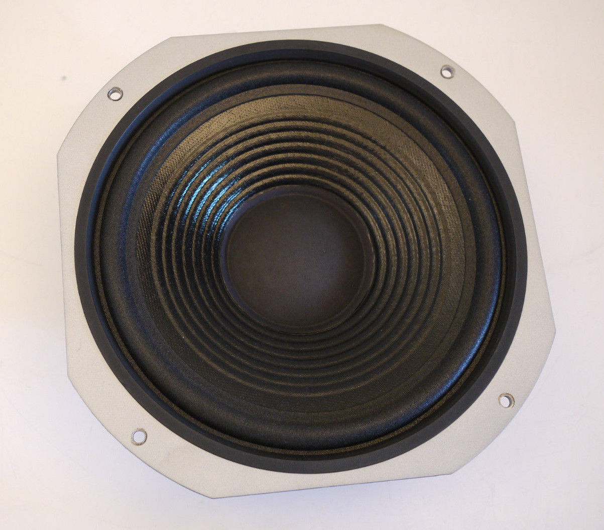 Altavoces Vintage y controladores Pioneer Cuerno