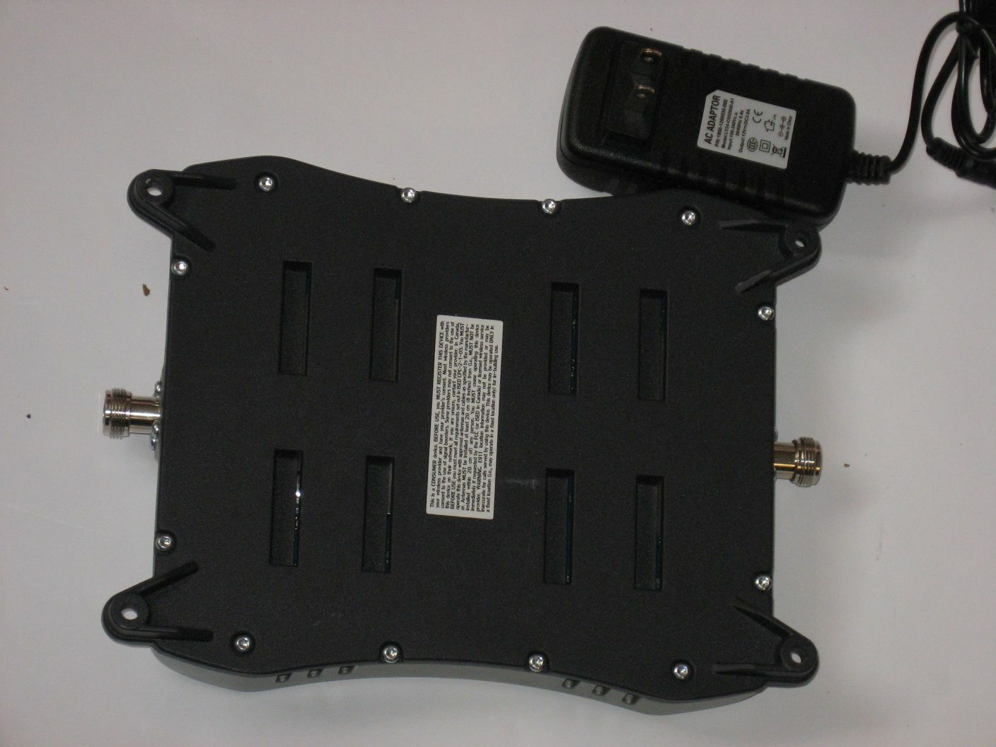 WeBoost Connect 4G-X Cellular Phone Signal Booster 471104 with Yagi & Panel used