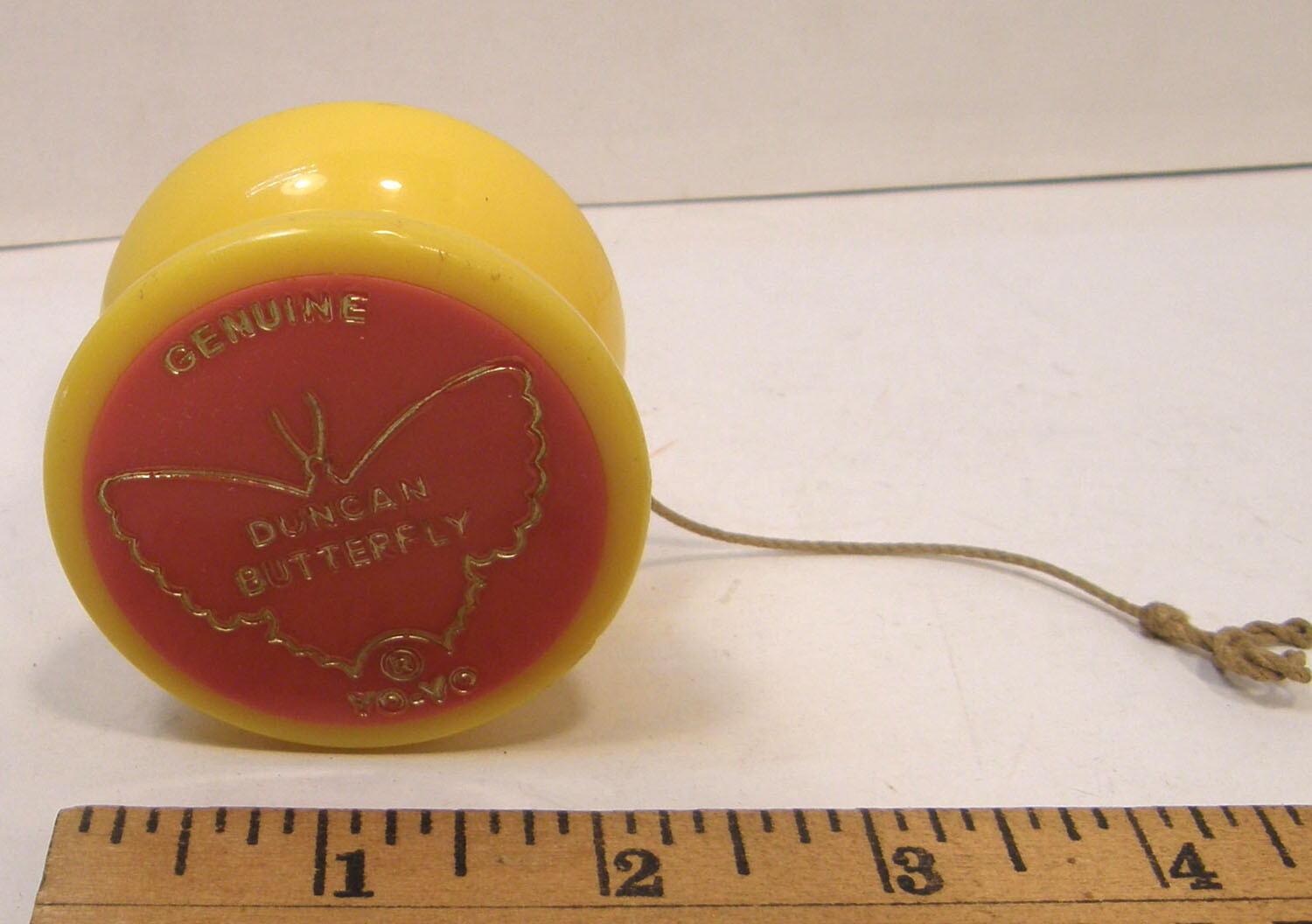 VINTAGE LATE 1960'S EARLY 1970'S DUNCAN BUTTERFLY YOYO YO-YO  YELLOW & ORANGE