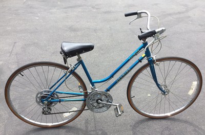 schwinn caliente yellow