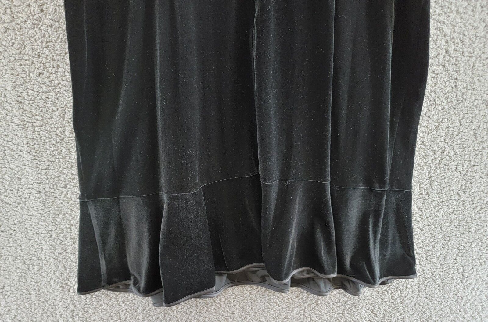 Adrianna Papell Plus Velvet Tie Neck Dress Women's 20W Black Back Zip Closure - Picture 12 of 17