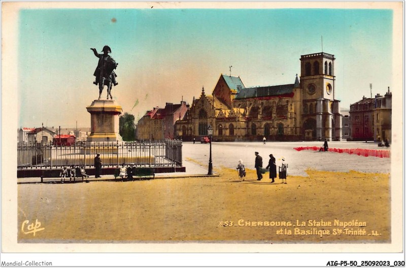 Aigp5-50-0507 - Cherbourg - La Statue NapolÃ©On Et La Basilique Ste-Trinitï¿½