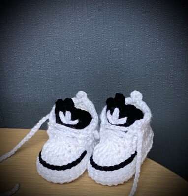 Crochet baby shoes Handmade crochet wool baby booties sneakers slippers trainers