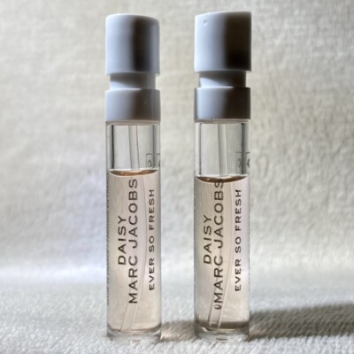 2x Marc Jacobs Daisy Ever So Fresh Eau de Parfum Sample Sprays .04oz, 1.2ml NWOB