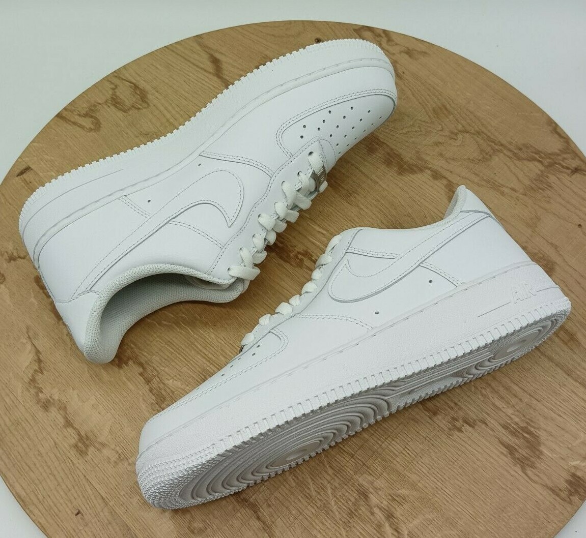NIKE NIKE AIR FORCE 1 LOW 07 TRIPLE WHITE WEISS HERREN 41 42.5 44 44.5 45 45.5 NEU ✔️