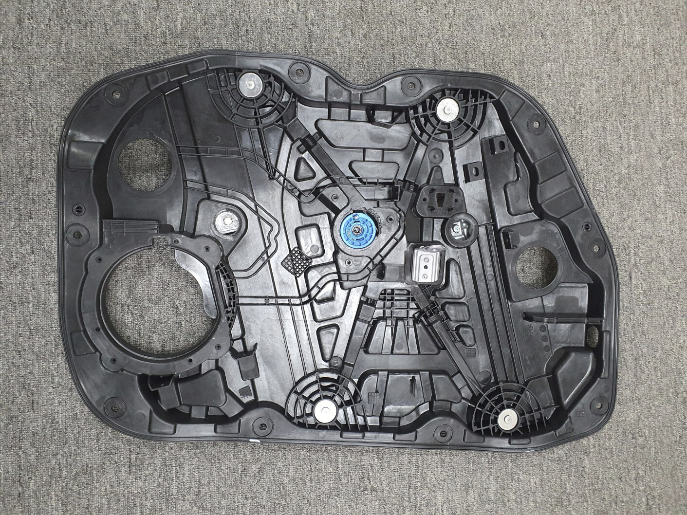 A OEM Power Window Regulator Left Door 82471-F2030 for Hyundai