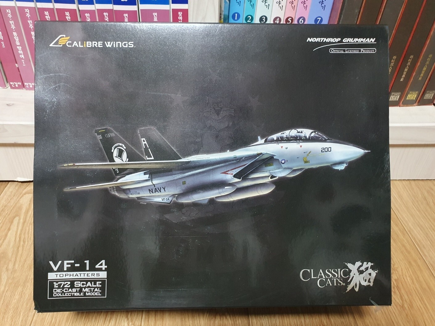 Calibre Wings F-14A Tomcat 1/72 限定版 F-14A Tomcat 1:72 Diecast Model - Calibre Wings CL-CA72TP02