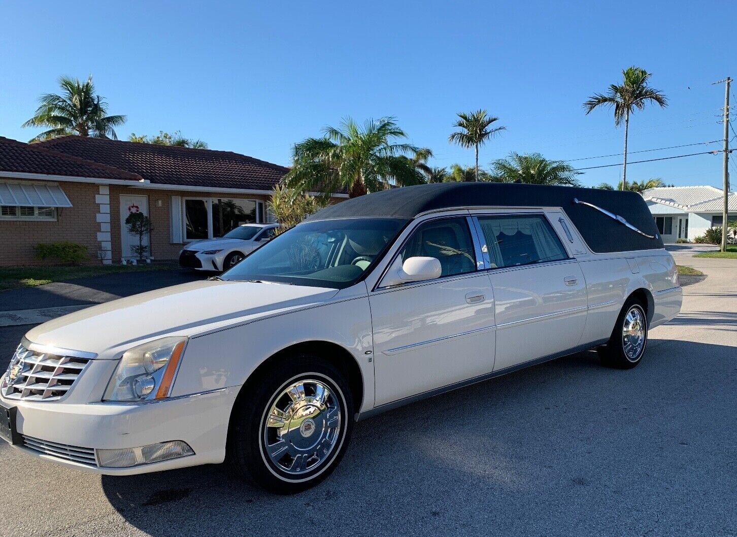 2010 CADILLAC Hearse”EAGLE ULTIMATE