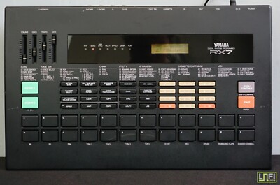 Yamaha RX7 Vintage Programmable Digital Drum Rhythm Machine Sequencer MIDI RX-7