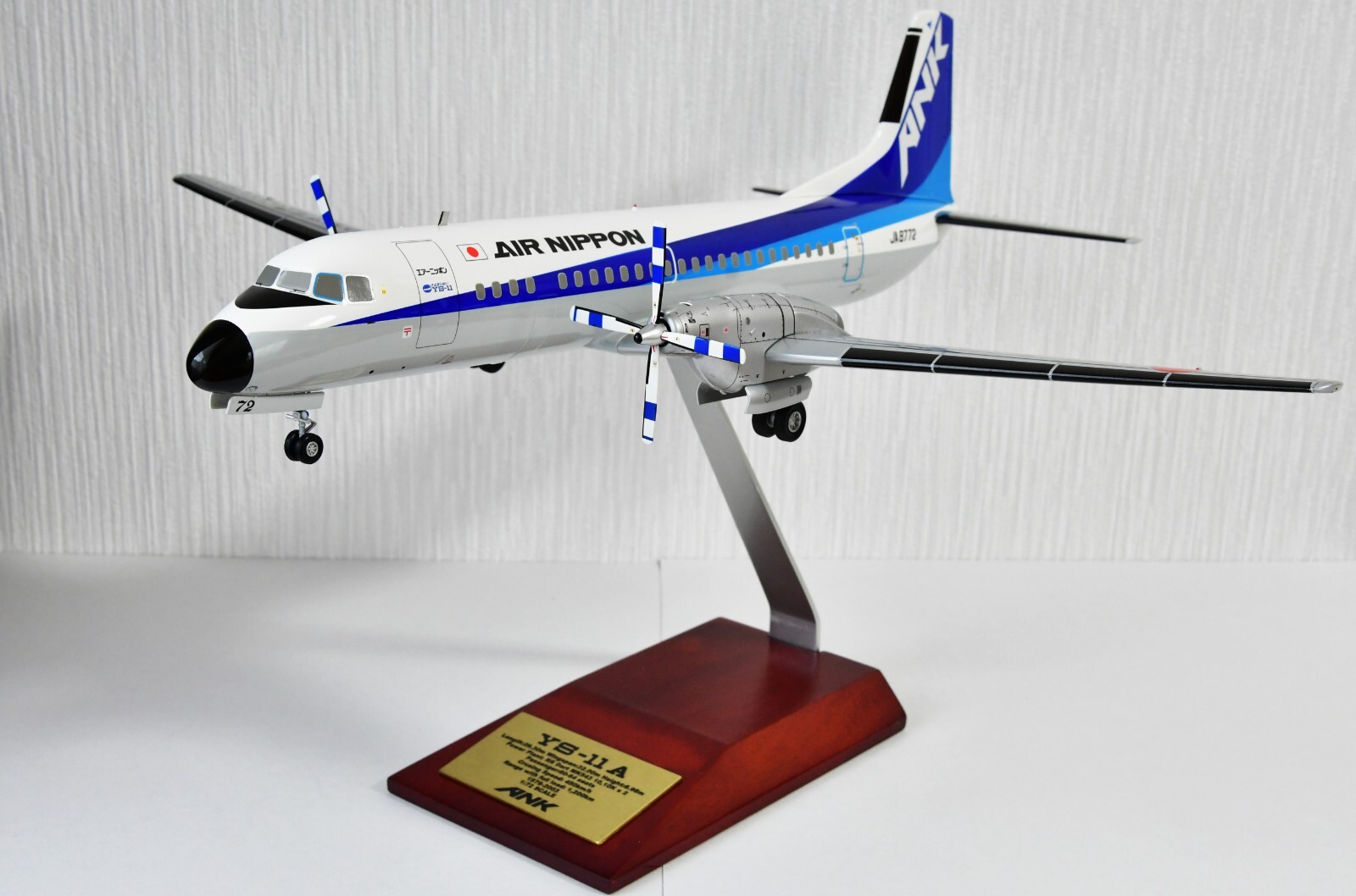 ANK / 全日空商事｜YS-11A｜JA8772｜YS51102｜1:500 ANK / 全日空商事｜YS-11A｜JA8772｜YS51102｜1:500 - メルカリ