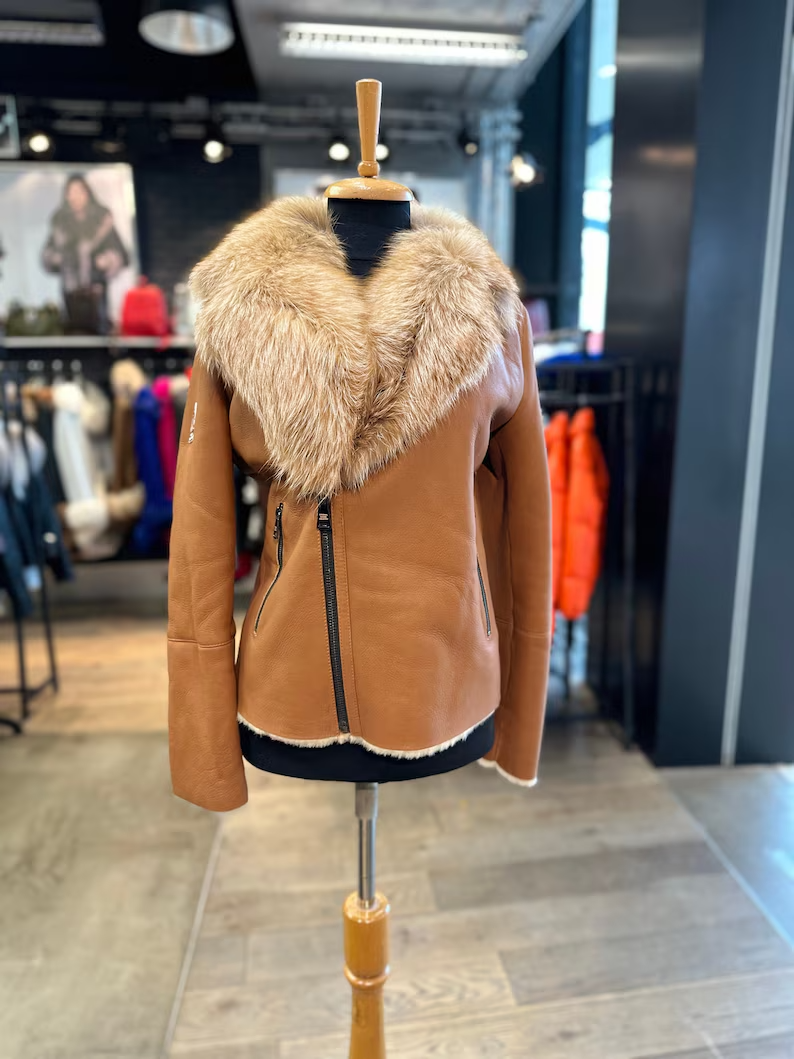 Pre-owned High Women's  Quality Genuine Shearling Coat With Genuine Fox Collar, Winter Coat In Brown
