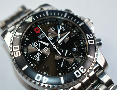 Victorinox Swiss Army 24144 Men s Maverick GS Chronograph Watch