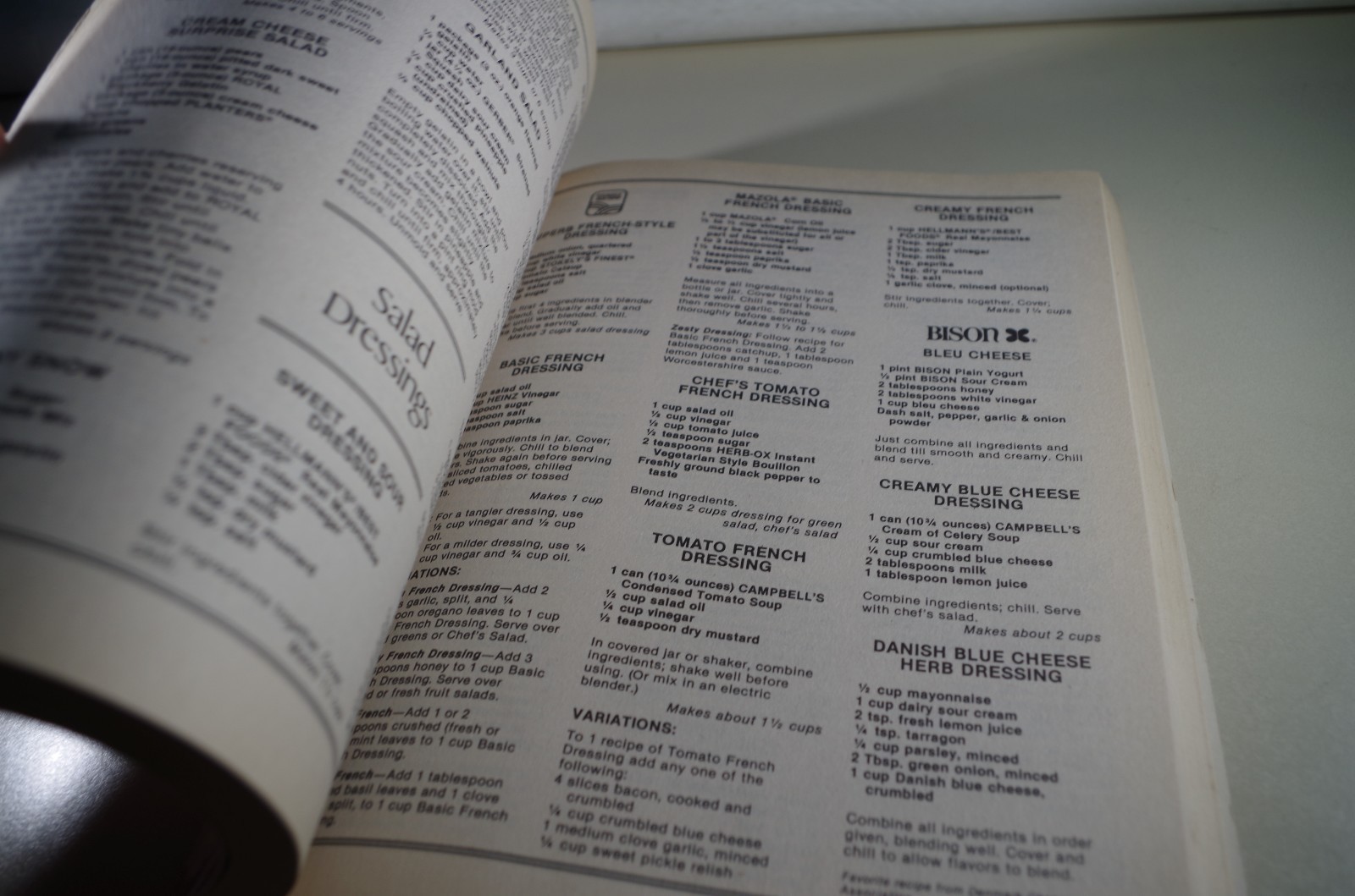 Favorite Brand Name Recipe Cookbook  Consumers Guide Book 1981 2000 Recipes 590