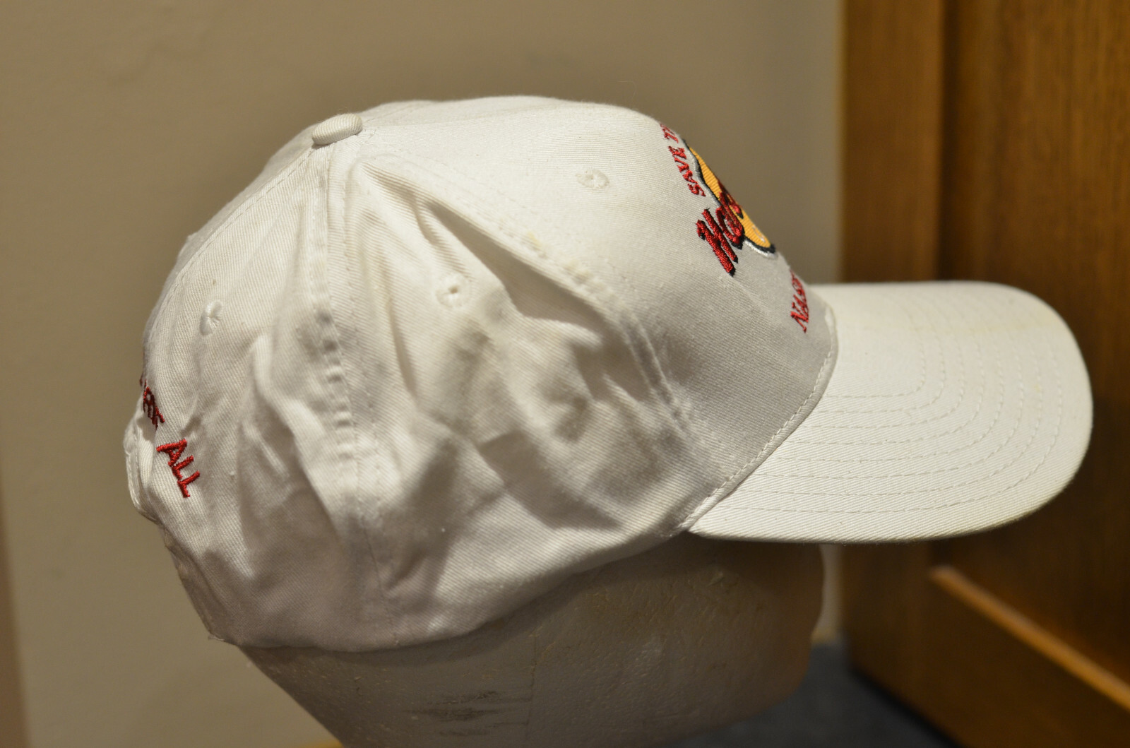 Vtg 90's HARD ROCK CAFE NASHVILLE Snapback Hat White Cap Save Planet Love Serve