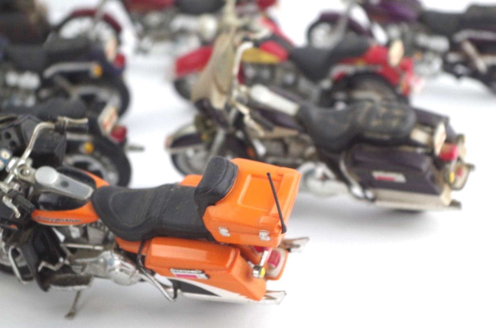 1/18 Maisto Model Motorcycle Harley Davidson lot of 12 All Harley