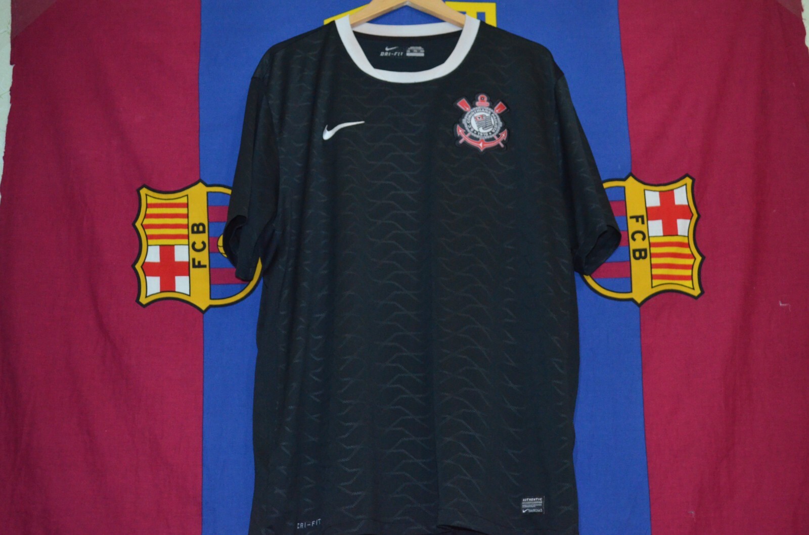♢﻿新品♢﻿タグ付きNike Corinthians FIFA 2012 CORINTHIANS 2012 AWAY FOOTBALL SHIRT SOCCER JERSEY NIKE