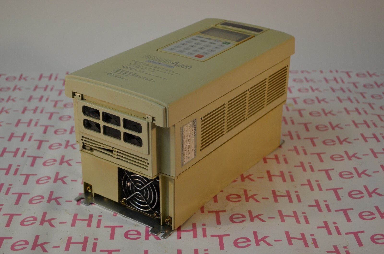 三菱　MITSUBISHI  INVERTER FR-A220E-3.7KP Mitsubishi FR-A220E-3.7KP inverter 3.7KW 220V FRA220E3.7KP