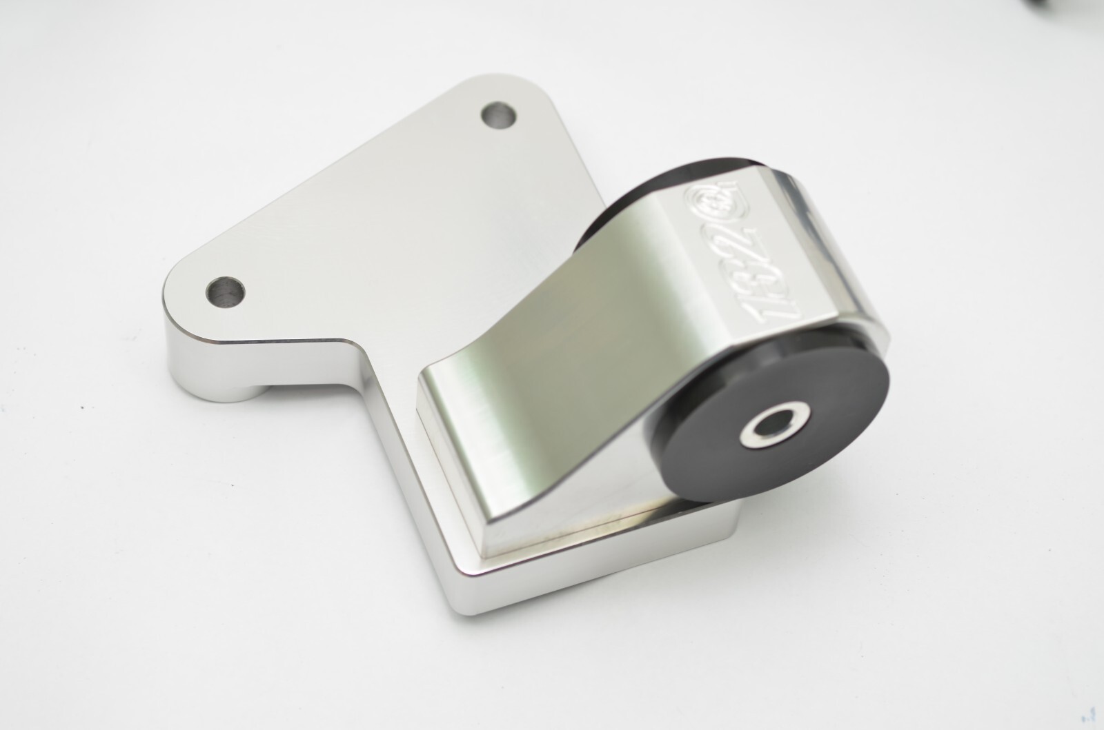 1320 Performance K swap motor mount kit for 92-95 Civic 94-01 Integra K20 K24