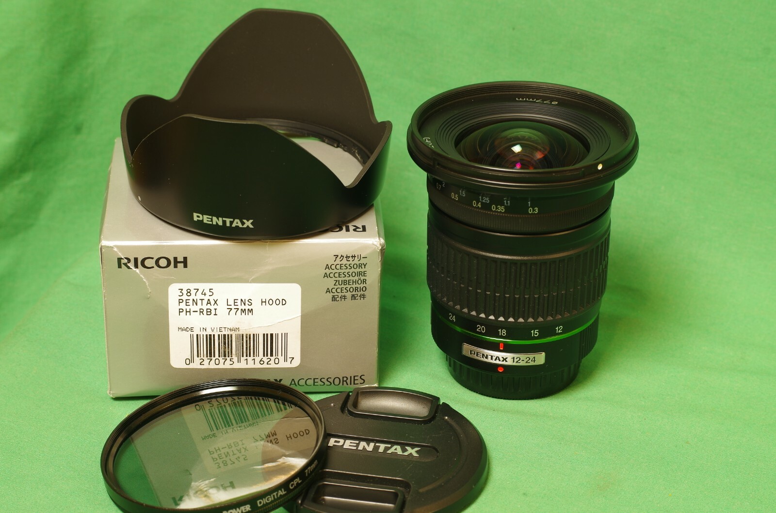 PENTAX SMC Pentax DA 12-24mm f/4 AL ED Lens Hood and Circular Polarizing Filter