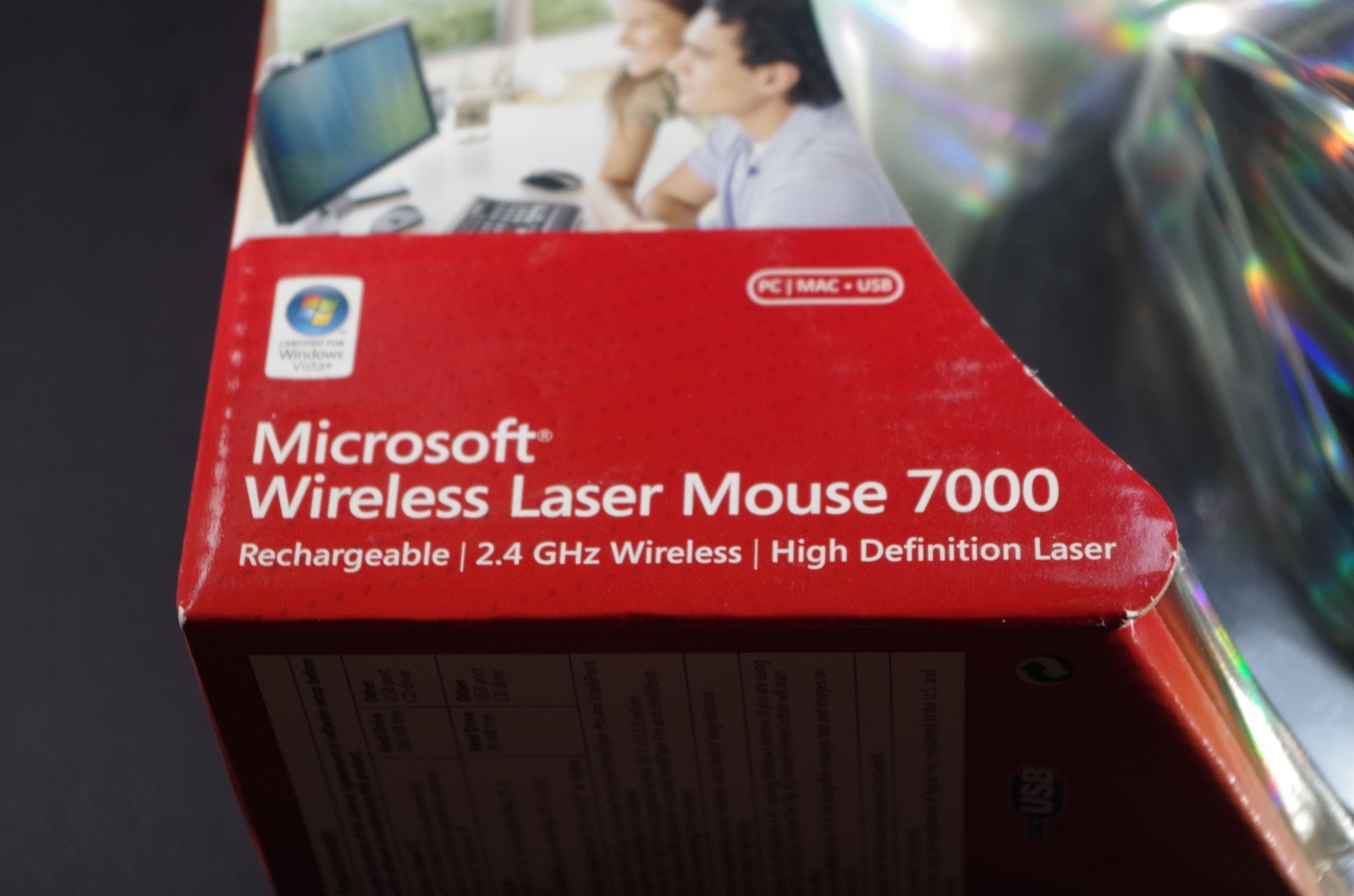 Microsoft 2.4GHz Wireless Rechargeable Laser 1142 Mouse 7000 Black New In Box