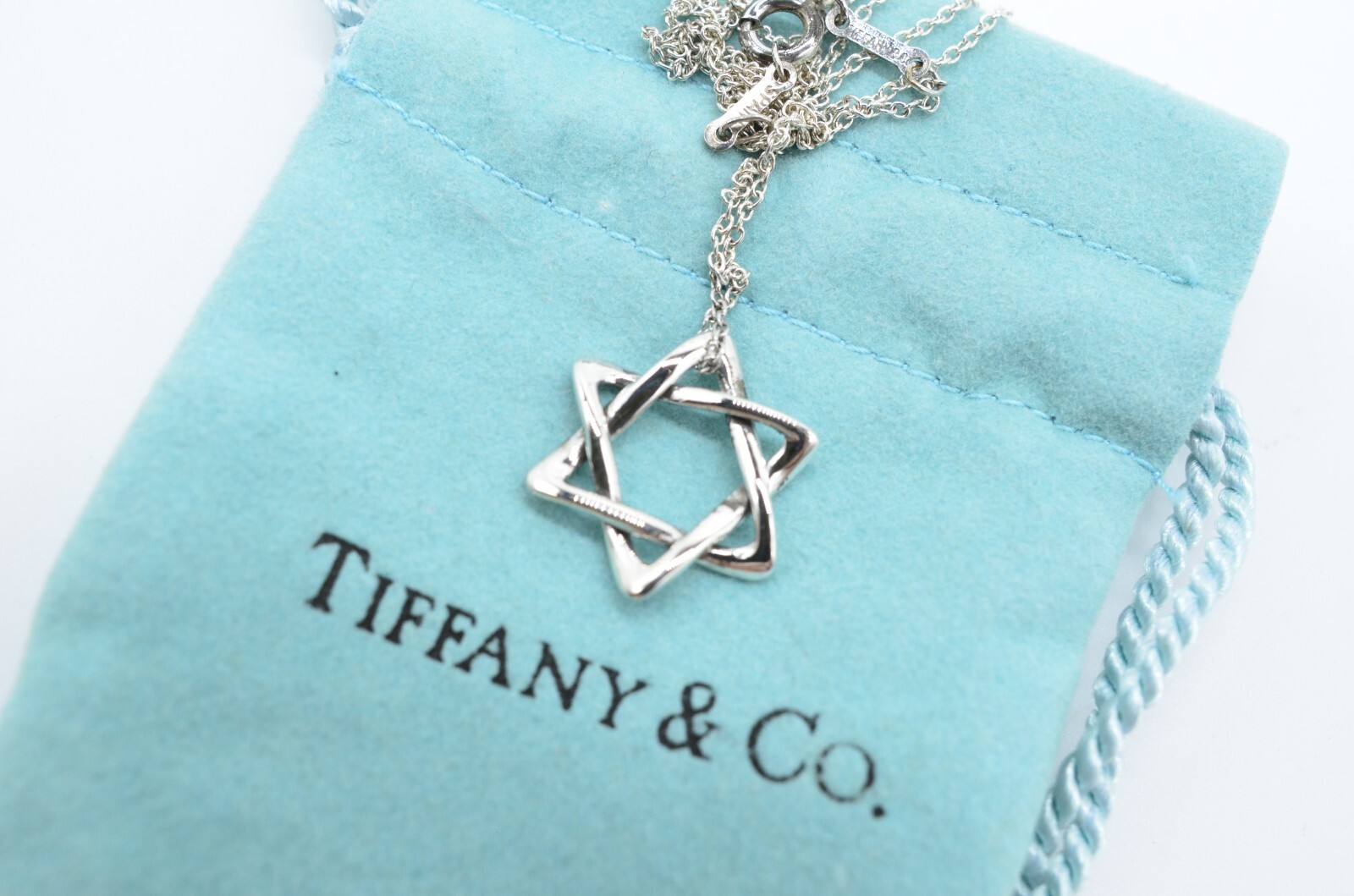 【Tiffany & Co】Elsa Peretti Star of David ペンダント Elsa Peretti® Star of David pendant in 18k gold, 12 mm wide